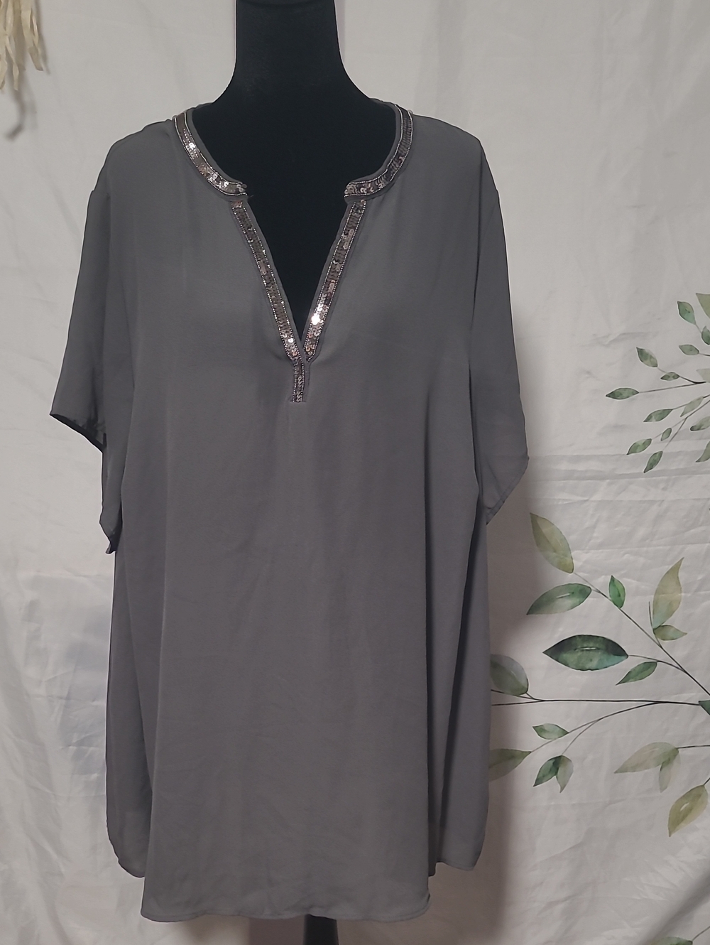 Embellished V-Neck Women's Top - Gray